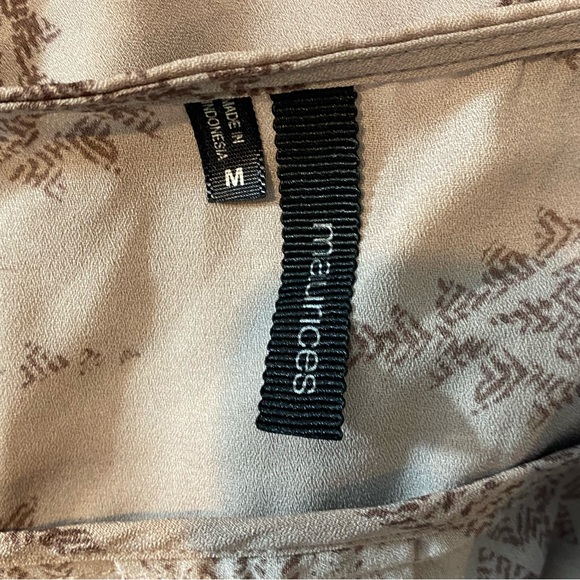 Maurices Aztec print lightweight blouse size M - Picture 2 of 5